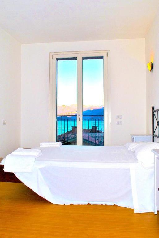 Luxury Penthouse With Big Terrace Apartment Argegno Luaran gambar