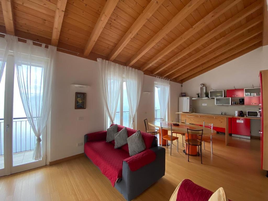 Luxury Penthouse With Big Terrace Apartment Argegno Luaran gambar