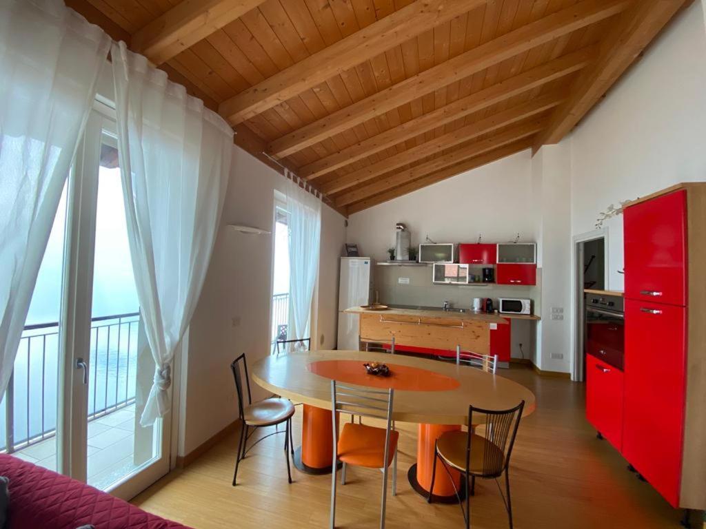 Luxury Penthouse With Big Terrace Apartment Argegno Luaran gambar