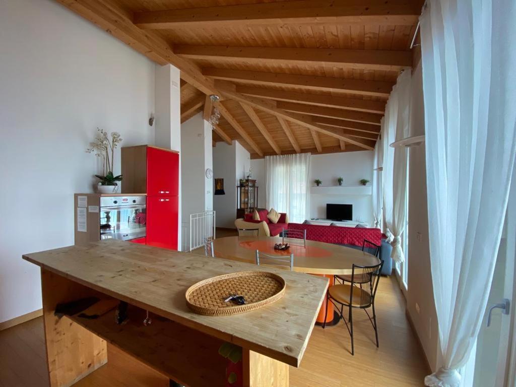Luxury Penthouse With Big Terrace Apartment Argegno Luaran gambar